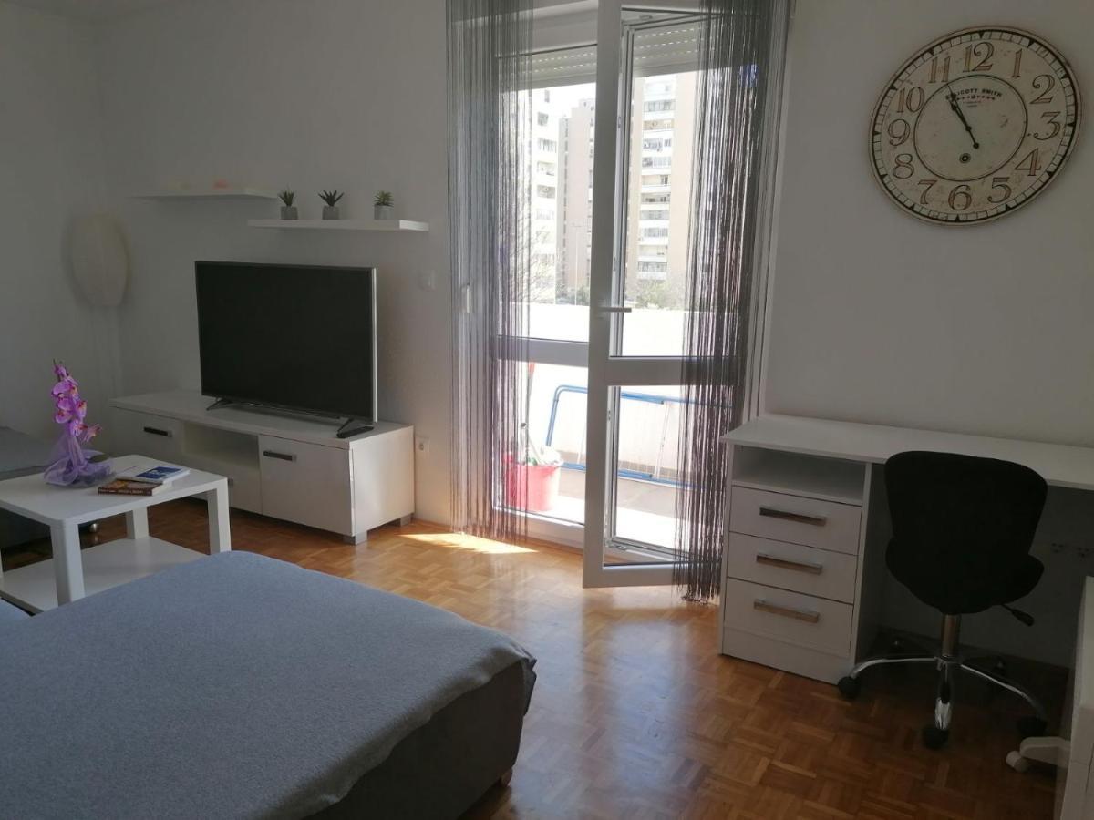 Apartman Petra Pula Exterior photo